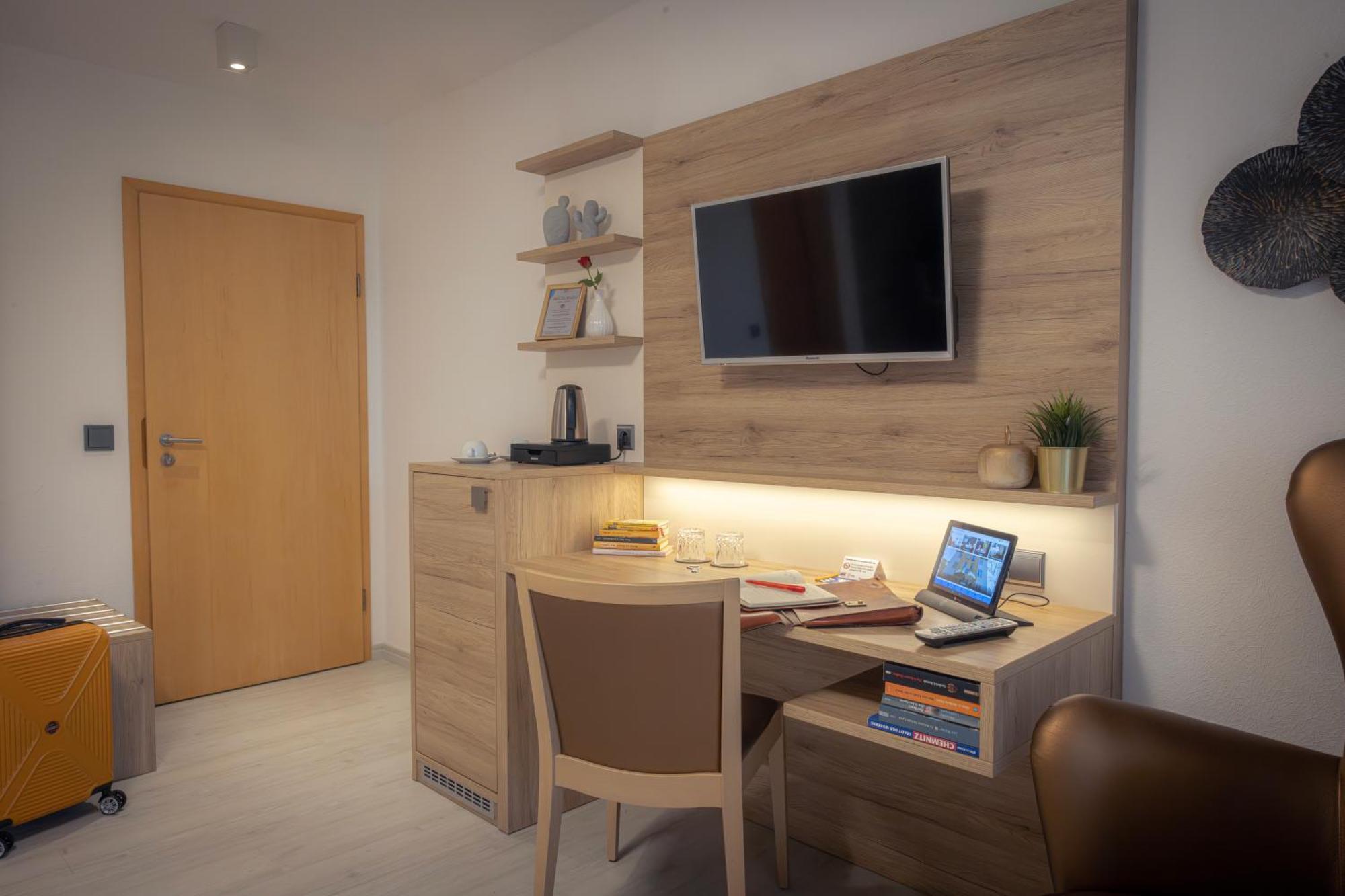 C-You Hotel קמניץ מראה חיצוני תמונה